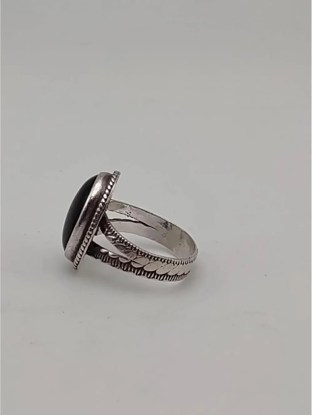 Sterling Silver Black Onyx Oval Ring Size 9 925